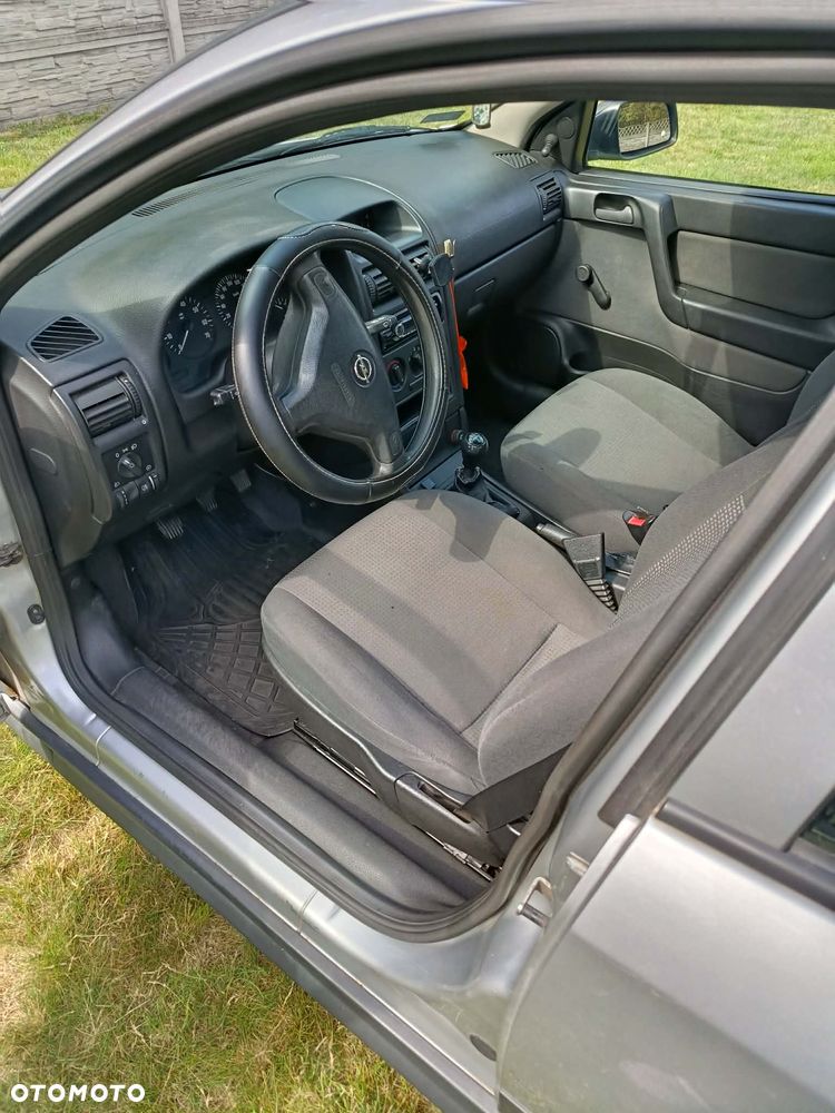 Opel Astra 1.4 Essentia - 7