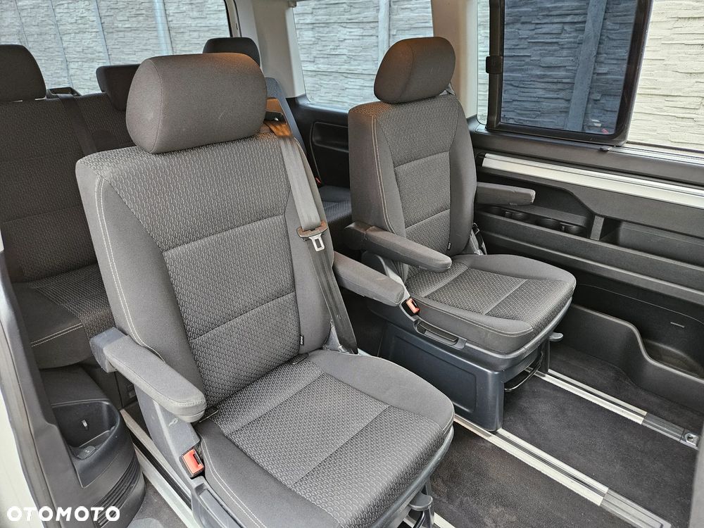Volkswagen Multivan 2.0 TDI L1 Highline DSG - 18
