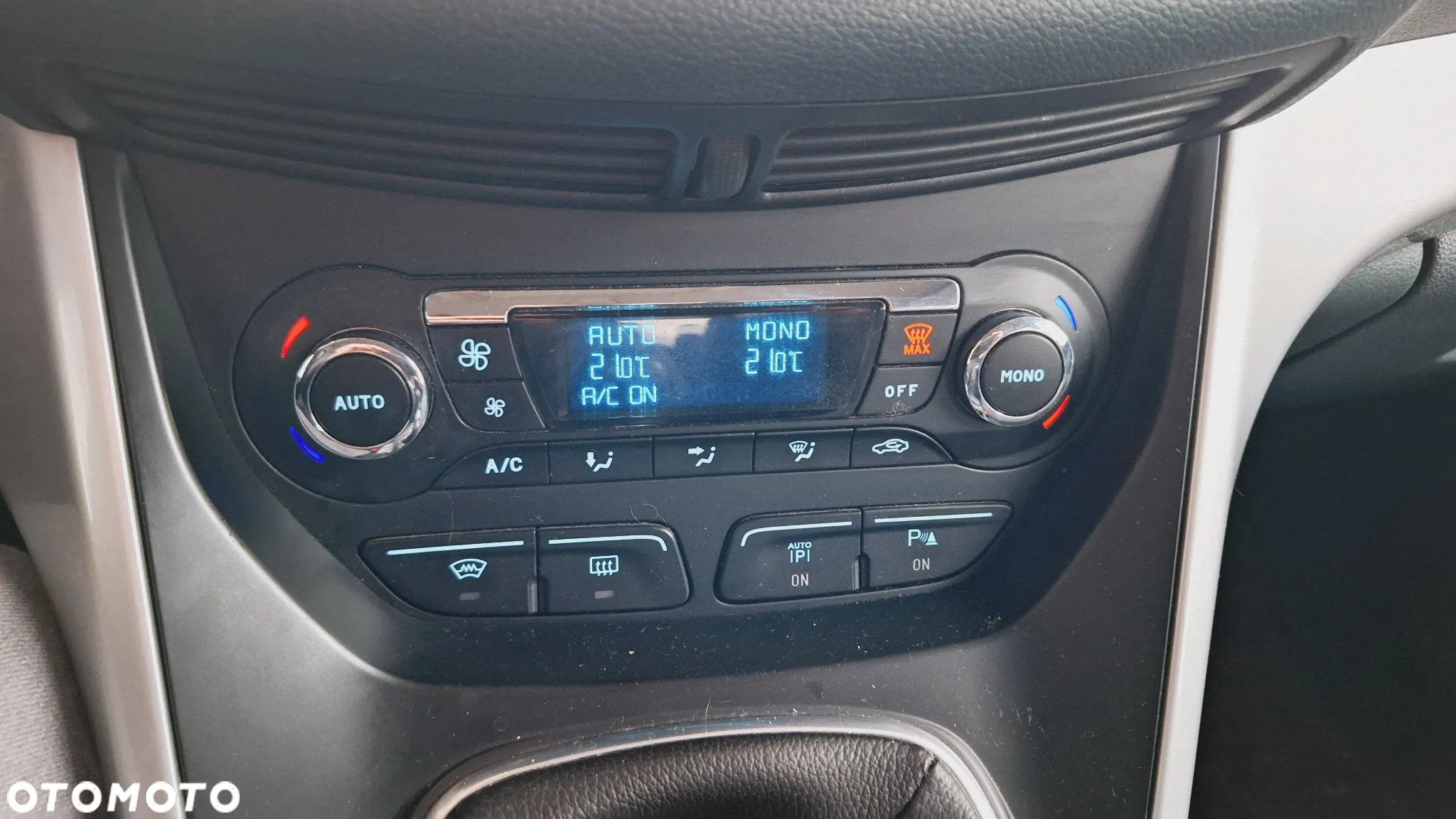 Ford C-MAX 1.6 EcoBoost Titanium ASS - 21