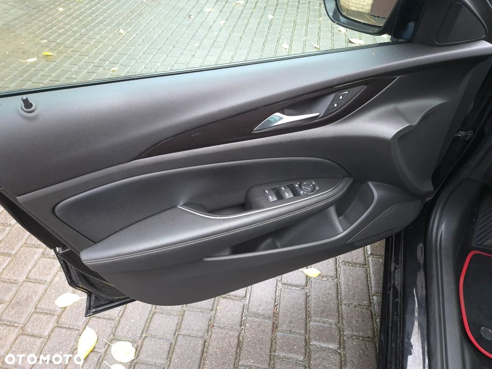 Opel Insignia 2.0 CDTI Ultimate S&S - 8