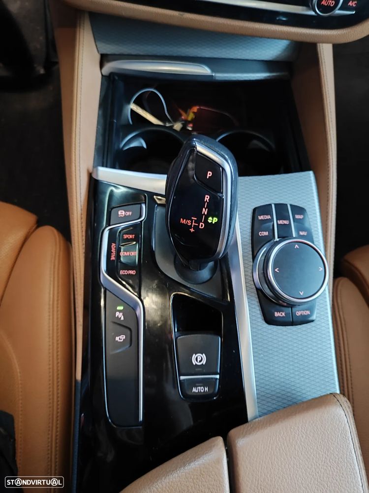 BMW 520 d Pack M Auto - 38