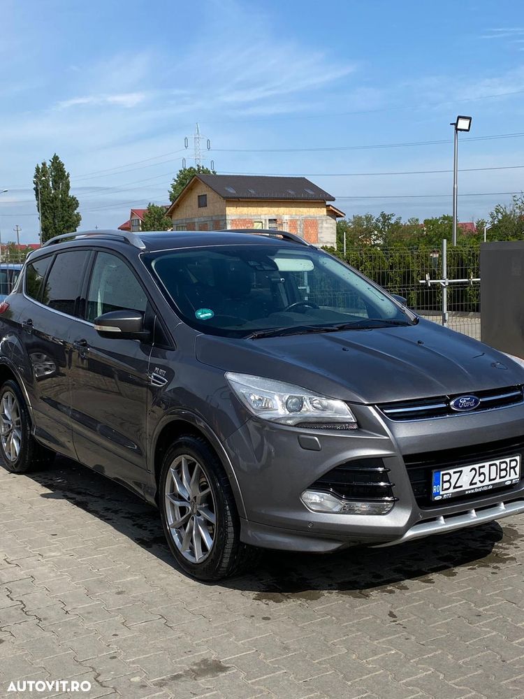 Ford Kuga - 1