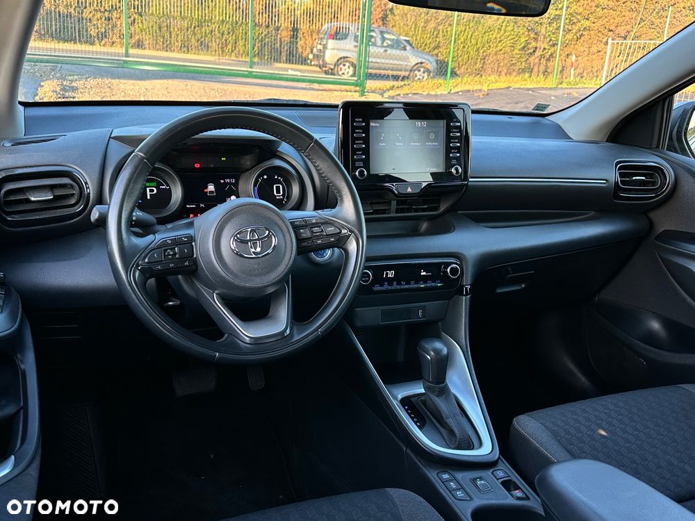 Toyota Yaris - 24