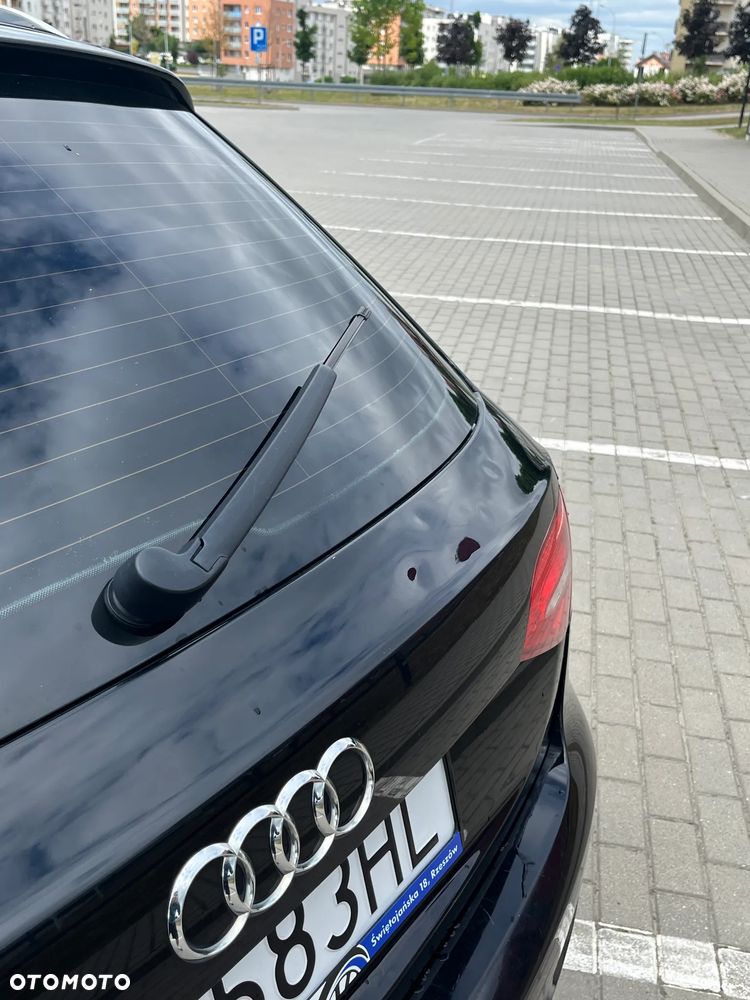 Audi A4 Avant 2.0 TDI DPF Ambiente - 11