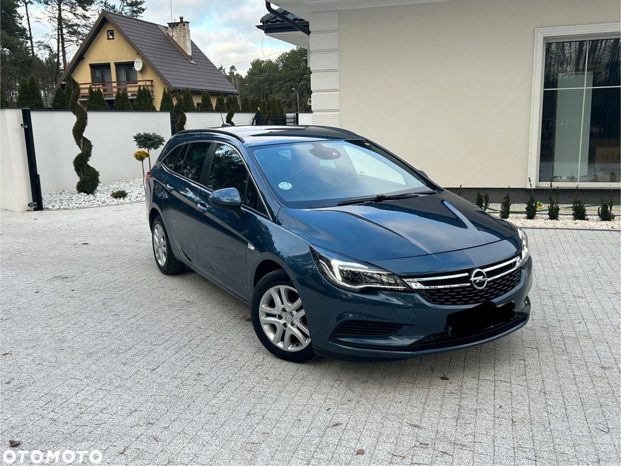 Opel Astra - 1