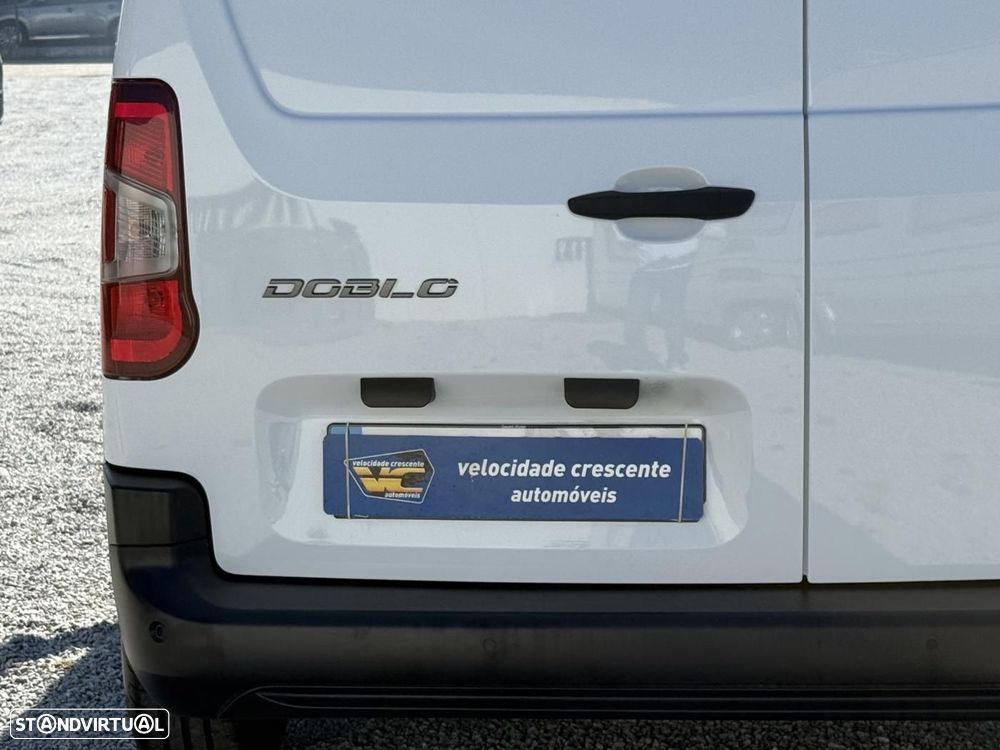 Fiat Doblo 1.5 Blue-HDI 100cv Câmera/Ecrâ - 12