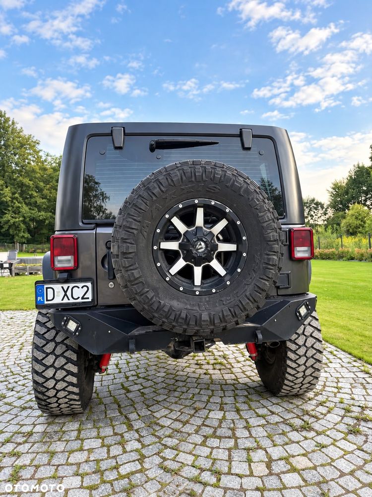 Jeep Wrangler - 9
