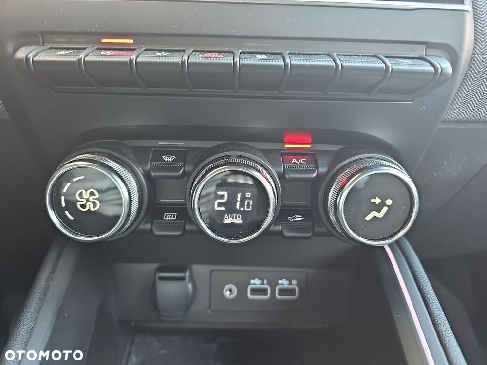 Renault Clio 1.0 TCe Techno - 21