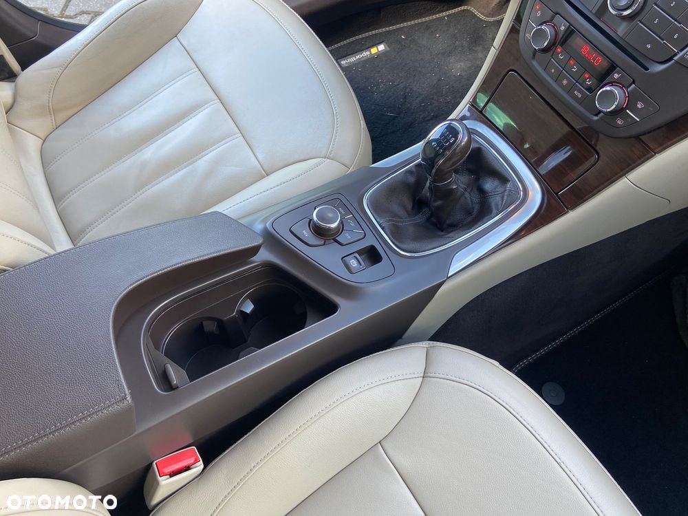 Opel Insignia 1.6 T Cosmo - 21