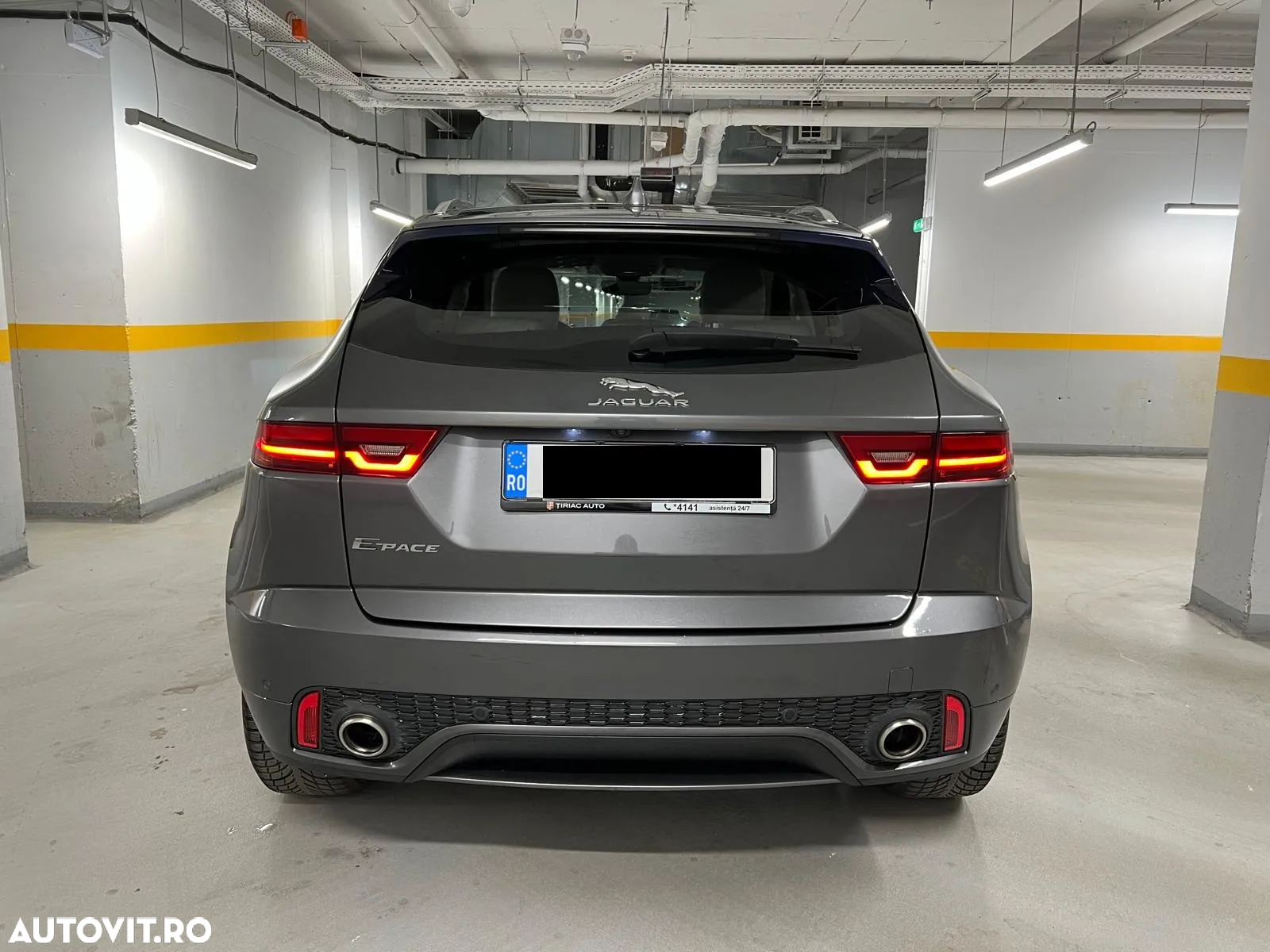 Jaguar E-Pace P250 AWD R-Dynamic HSE - 3