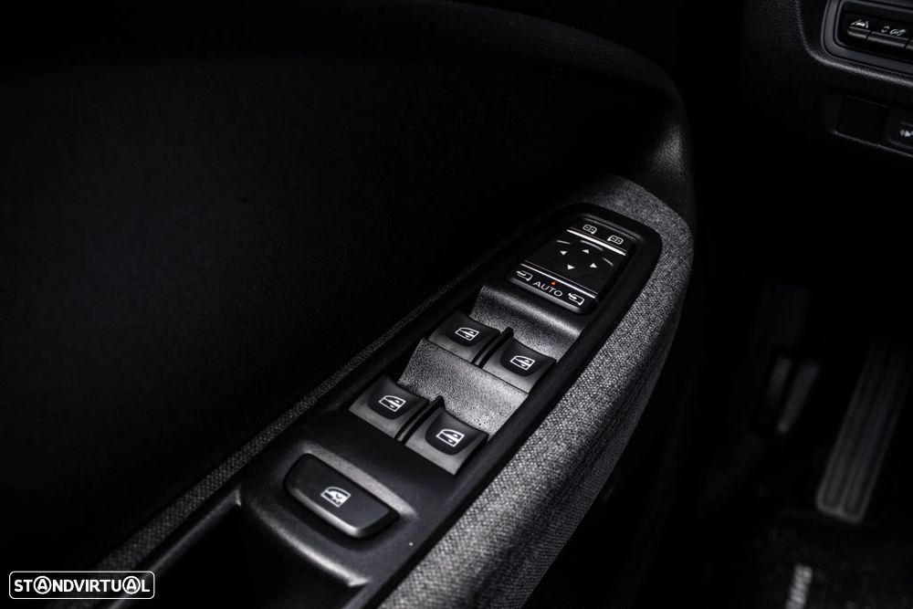 Renault Zoe (c/ Bateria) EV 50 110hp Equilibre - 18