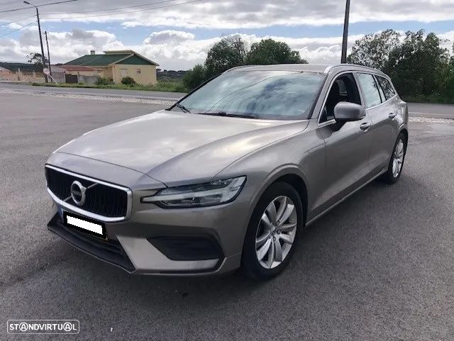 Volvo V60 2.0 D3 Momentum - 1