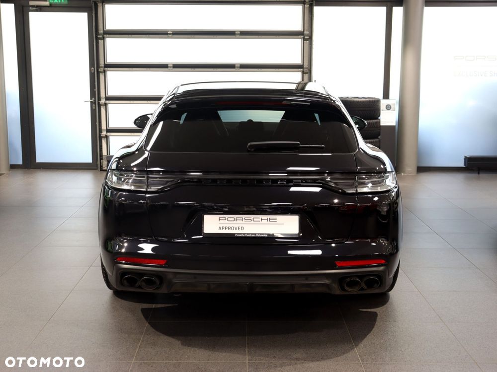 Porsche Panamera 4 Platinum Edition - 4