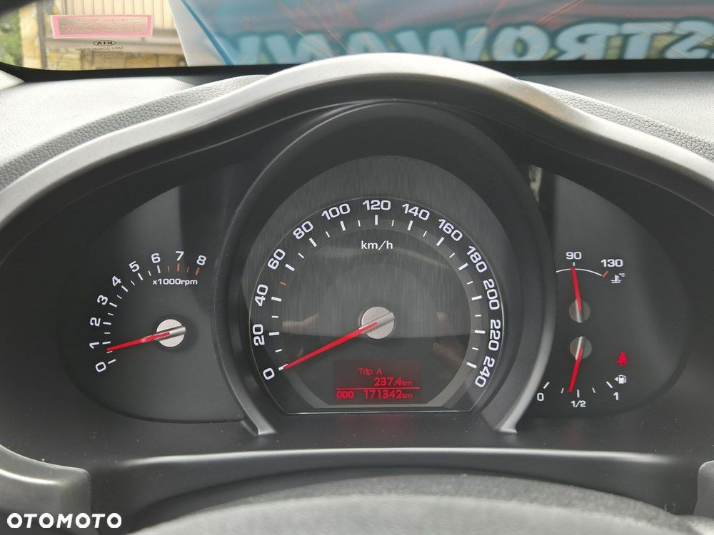 Kia Sportage - 16
