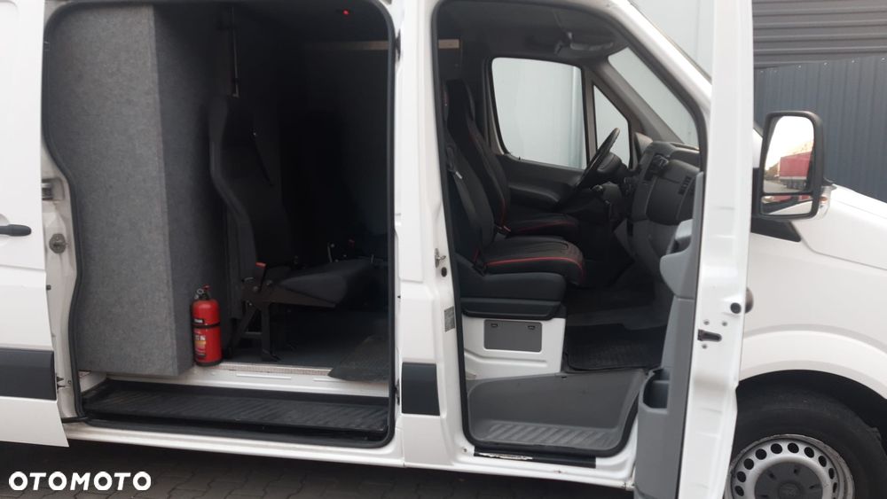 Volkswagen Crafter - 13