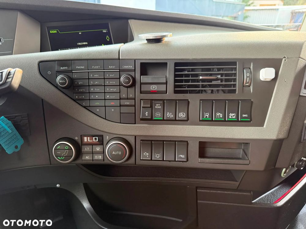Volvo FH/500/EURO6/SKÓRY/NAVI/XENON/SPROWADZONY Z DE - 33