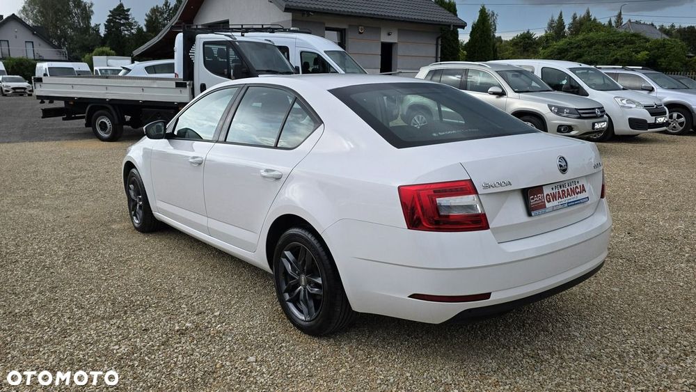 Skoda Octavia - 7