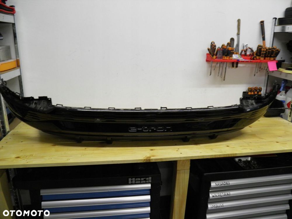 DYFUZOR SPOJLER ZDERZAK TYŁ AUDI E-TRON 4KE 4KE807835J KPL - 2