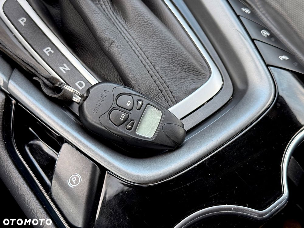 Ford Mondeo 2.0 TDCi Bi-Turbo Titanium PowerShift - 22