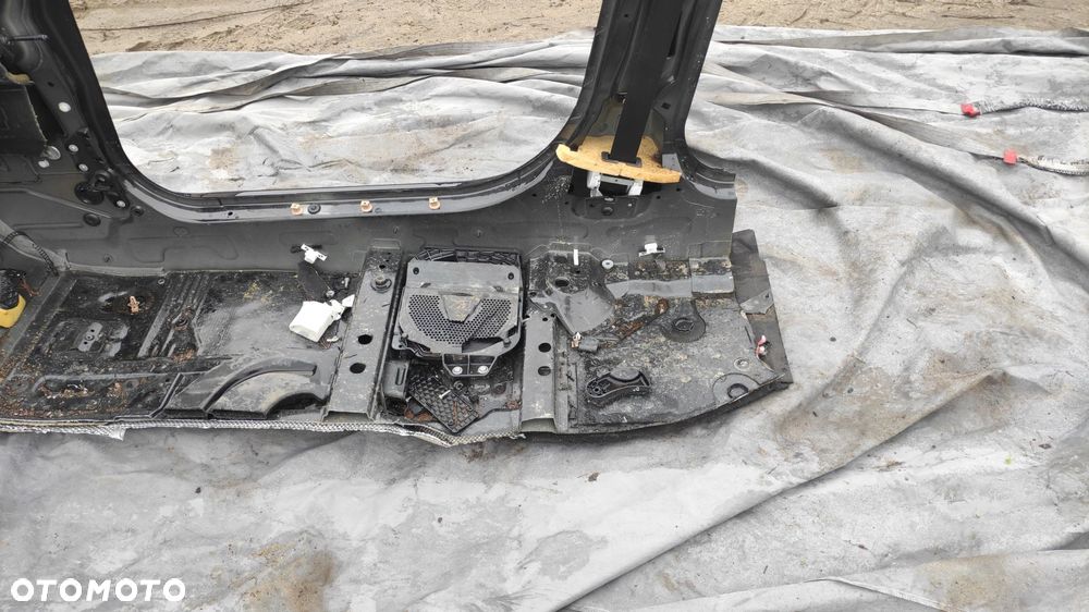 ĆWIARTKA FARTUCH PRÓG PRAWY BMW F30 F31 475 BLACK SAPPHIRE METALLIC - 8