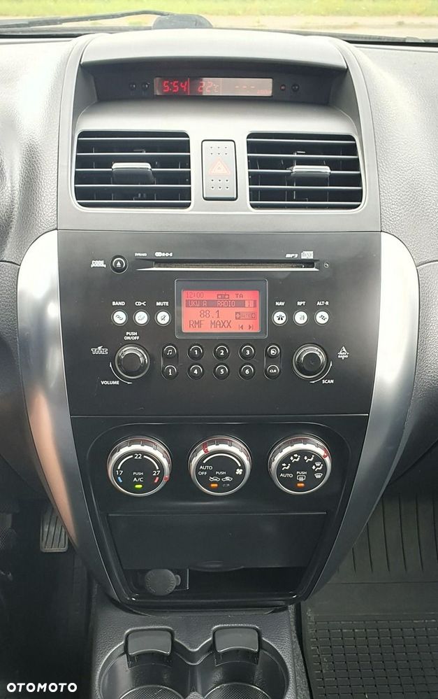 Suzuki SX4 - 11