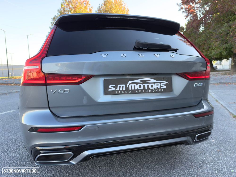 Volvo V60 2.0 D4 R-Design Geartronic - 6
