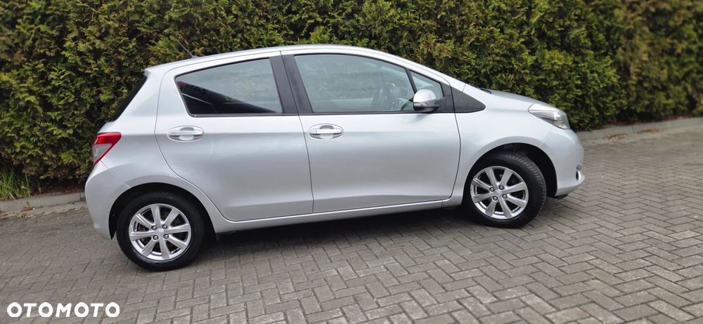 Toyota Yaris 1.33 VVT-i Executive - 15