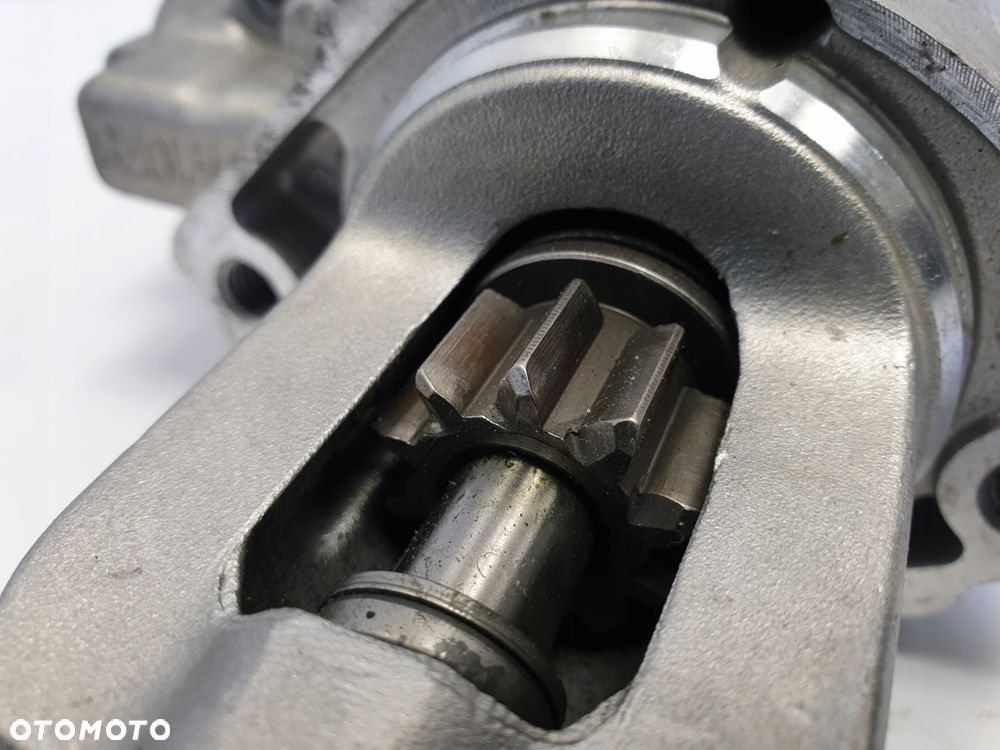 Mercedes W205 3.0 V6 ROZRUSZNIK 0001147422 Bosch - 6