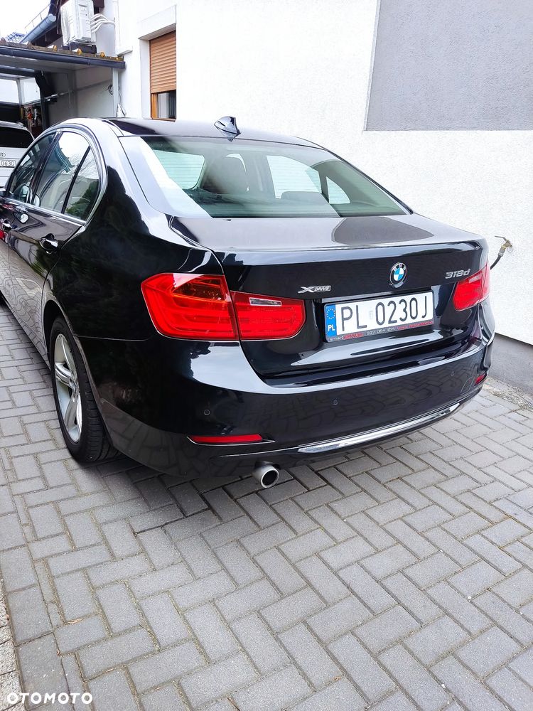 BMW Seria 3 318d Luxury Line - 3