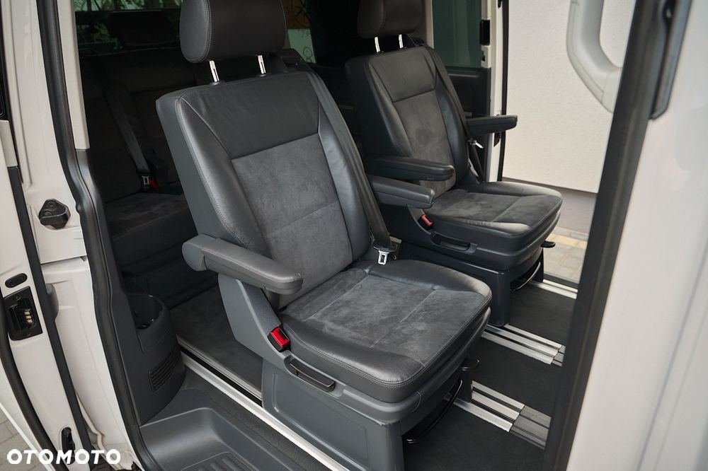 Volkswagen Multivan - 5