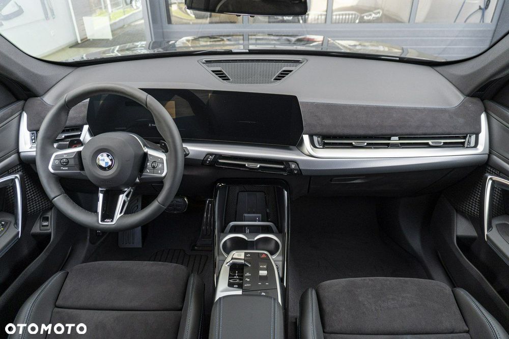 BMW X1 sDrive18i - 15