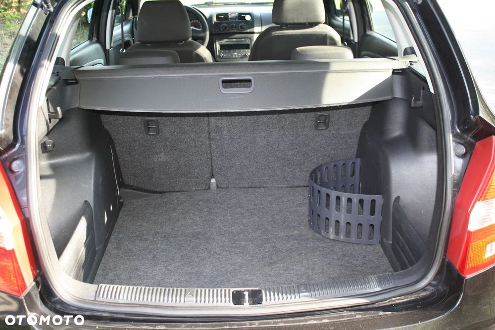 Skoda Fabia 1.2 HTP Elegance - 23