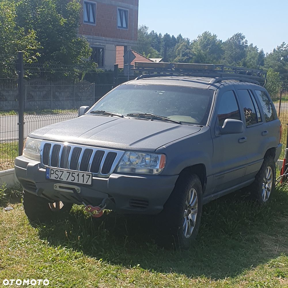 Jeep Grand Cherokee - 1