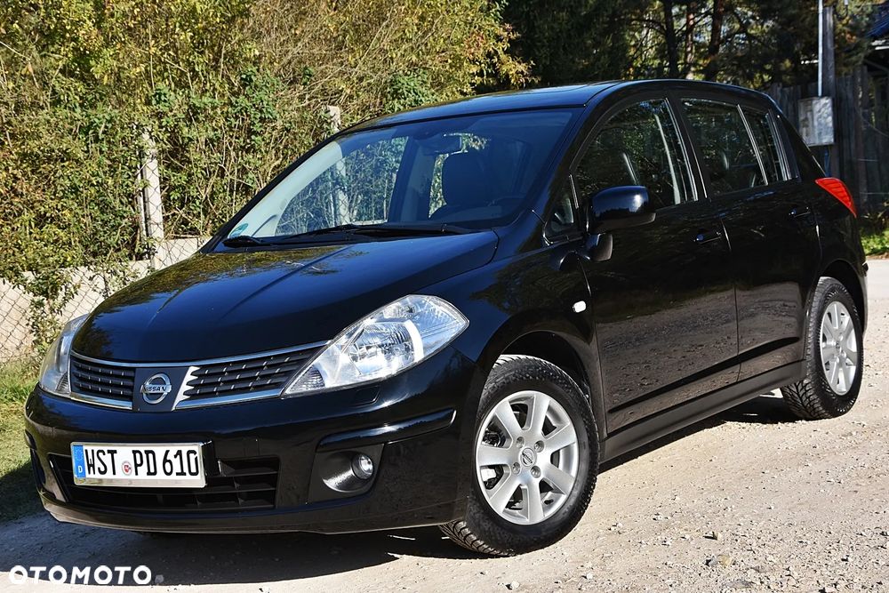 Nissan Tiida 1.8 Acenta - 2