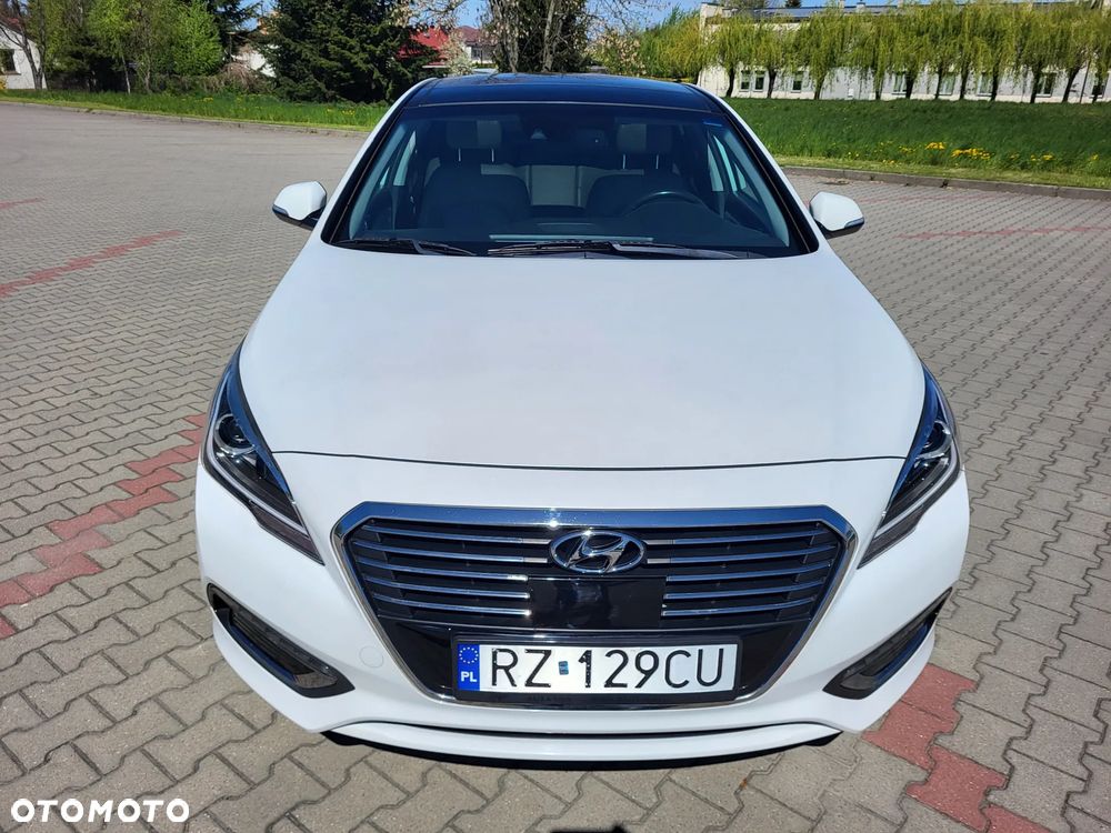 Hyundai Sonata - 13