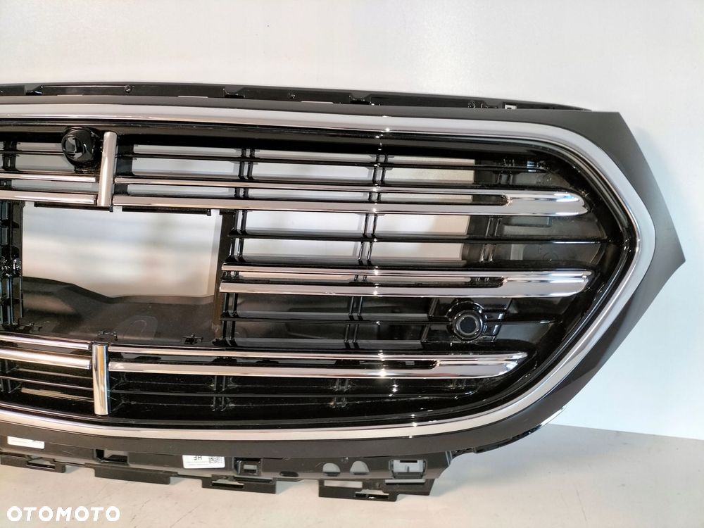 atrapa kratka grill mercedes e klasa w214 22- led - 6