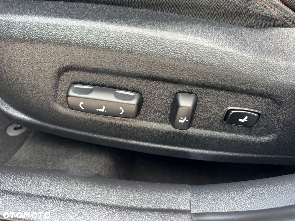 Kia Ceed 1.6 GDI Platinum Edition - 22