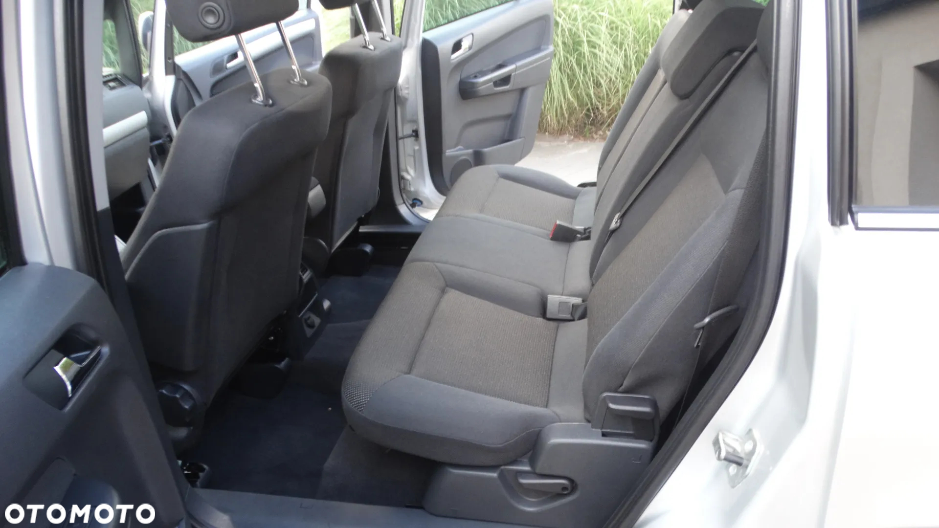 Opel Zafira 1.8 Cosmo - 16