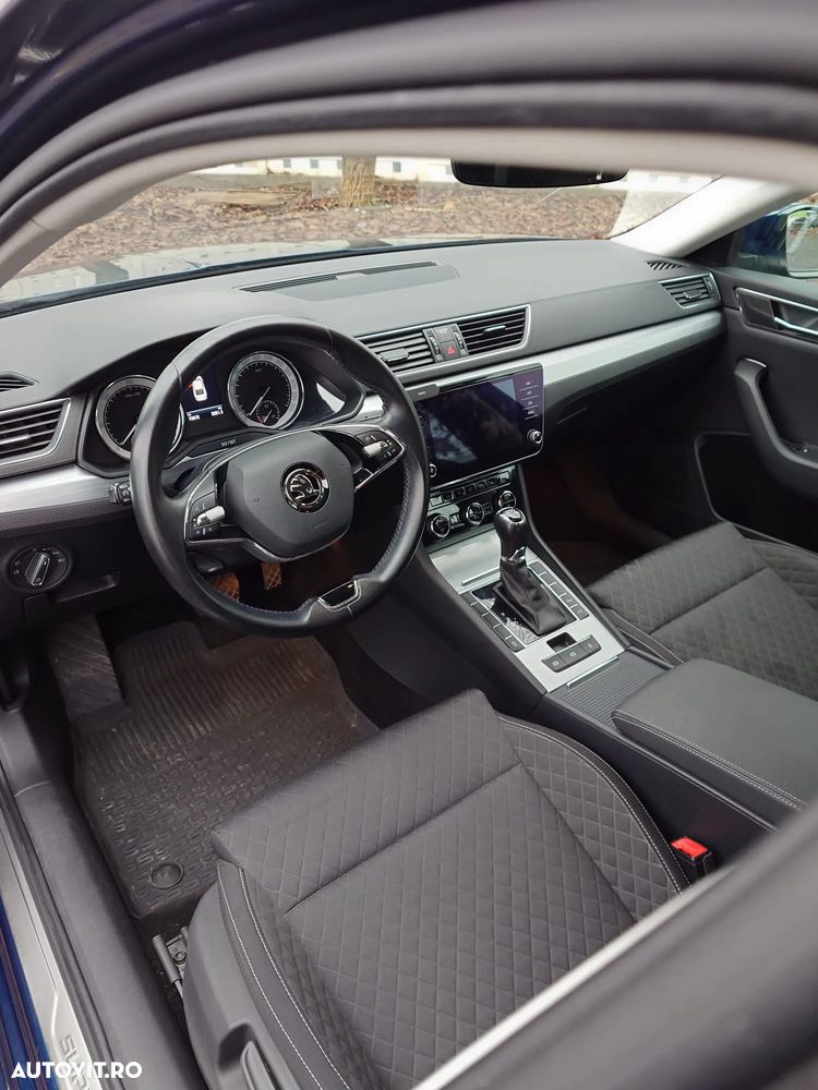 Skoda Superb 2.0 TDI DSG Ambition - 7