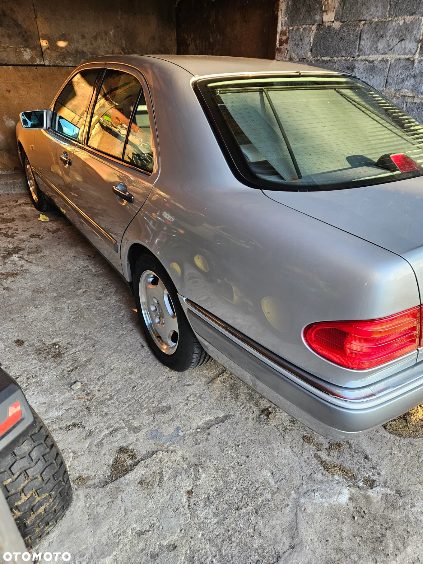 Mercedes-Benz Klasa E - 39