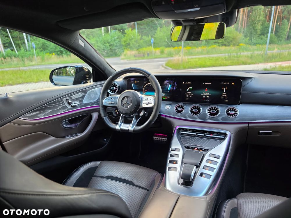 Mercedes-Benz AMG GT 53 4Matic+ 4D Speedshift TCT 9G - 33