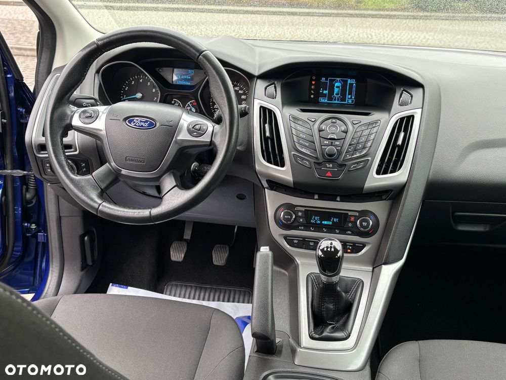 Ford Focus Turnier 1.0 EcoBoost Start-Stopp-System - 11