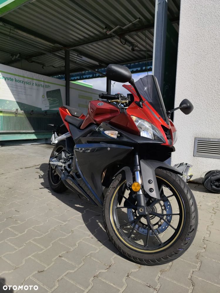 Yamaha YZF - 6