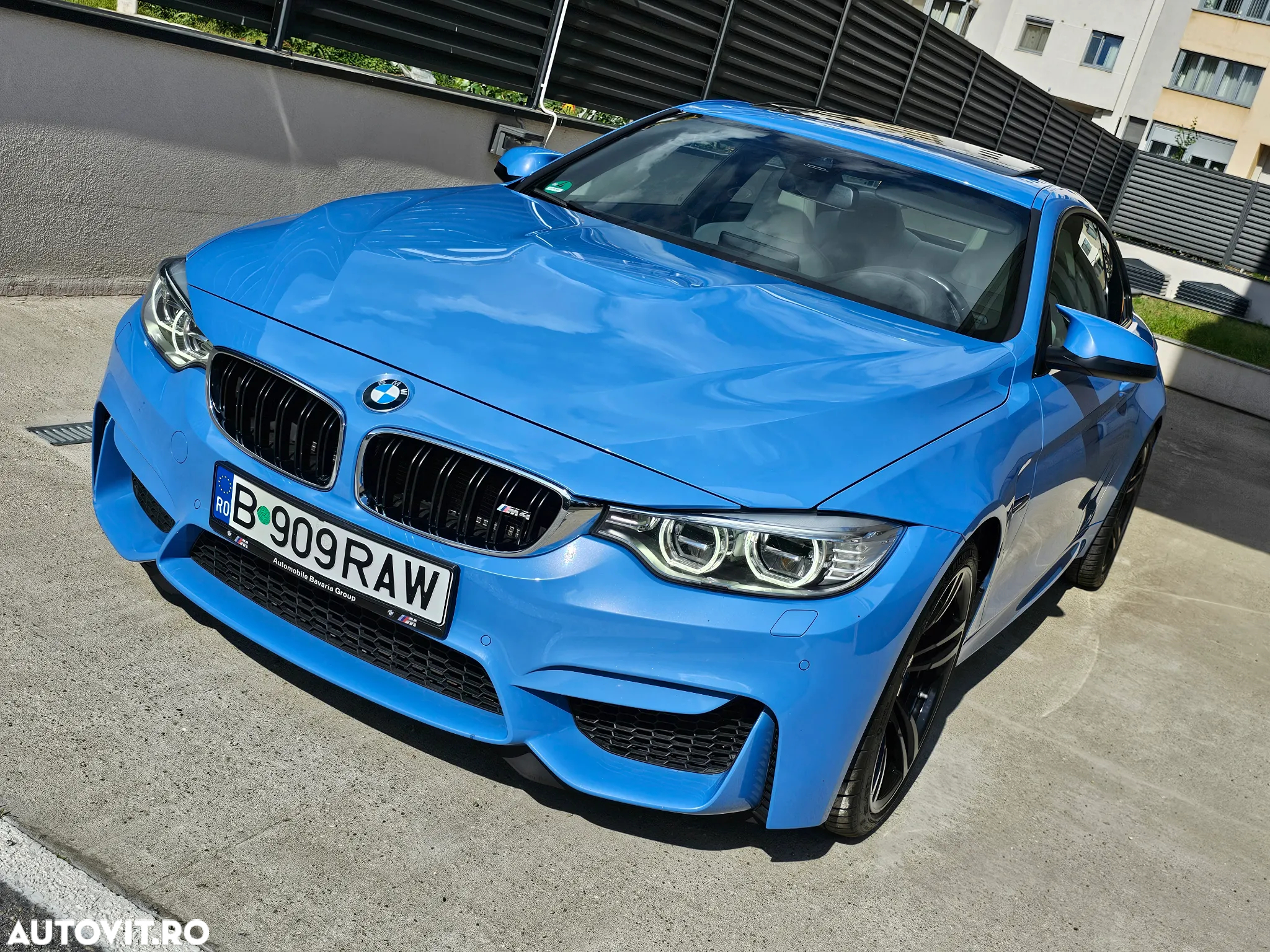 BMW M4 Coupe DKG - 22