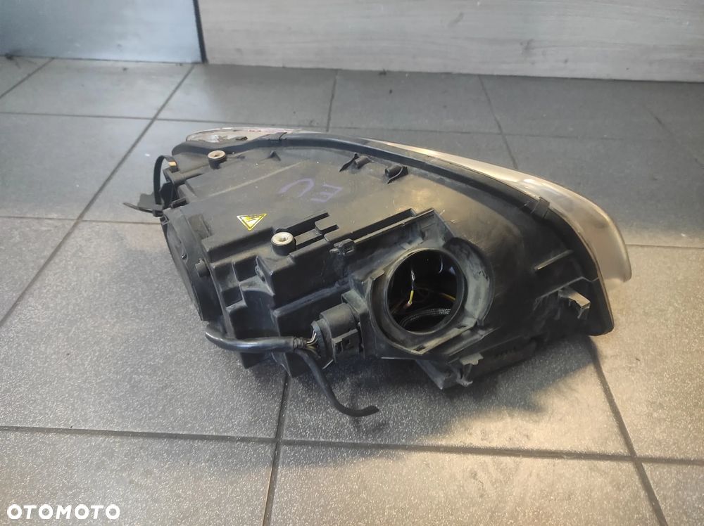 LAMPA LEWA PRZEDNIA AUDI A4 B7 XENON EUROPA 8E0 WYSYŁKA !!! - 3