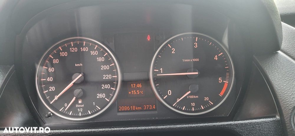 BMW X1 sDrive18d - 32