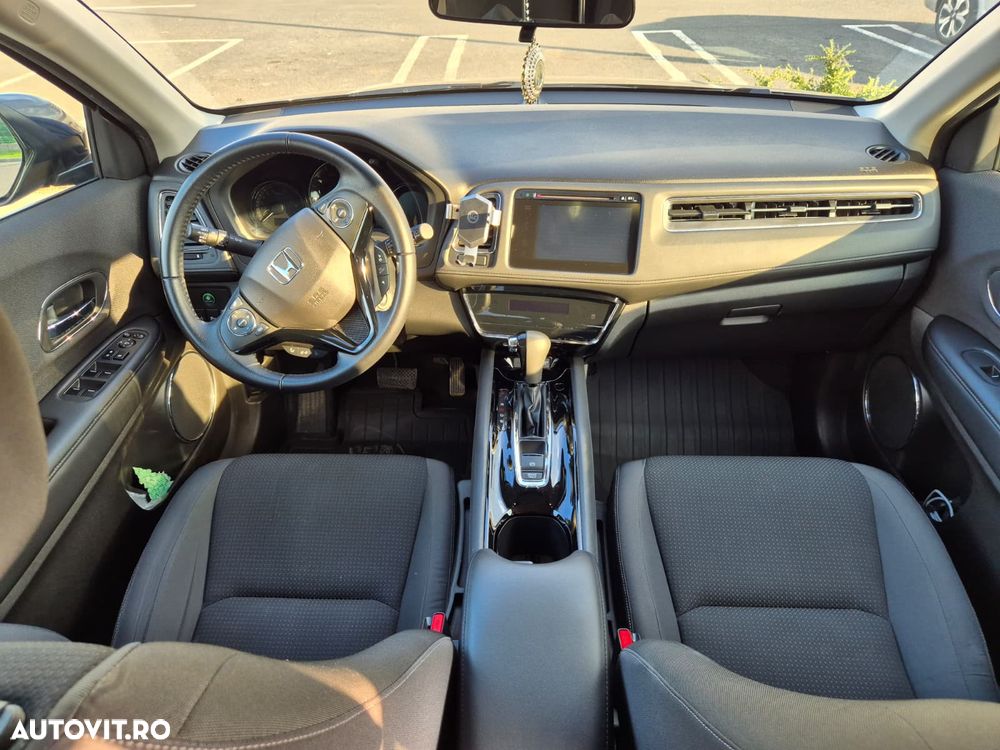 Honda HR-V 1.5 i-VTEC 4x2 CVT Elegance - 15