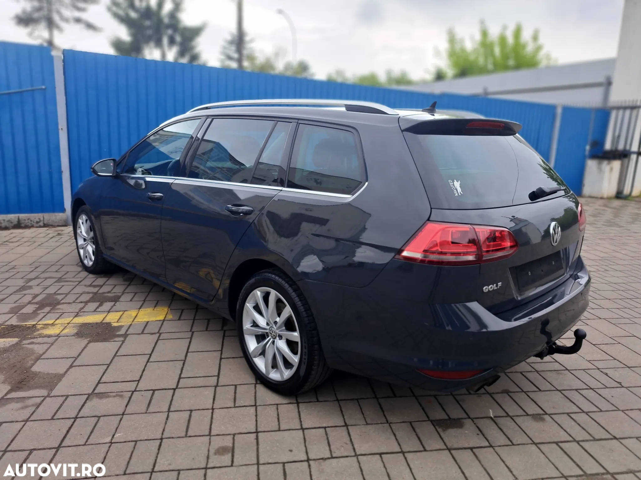 Volkswagen Golf 2.0 TDI DPF BMT DSG Highline - 10