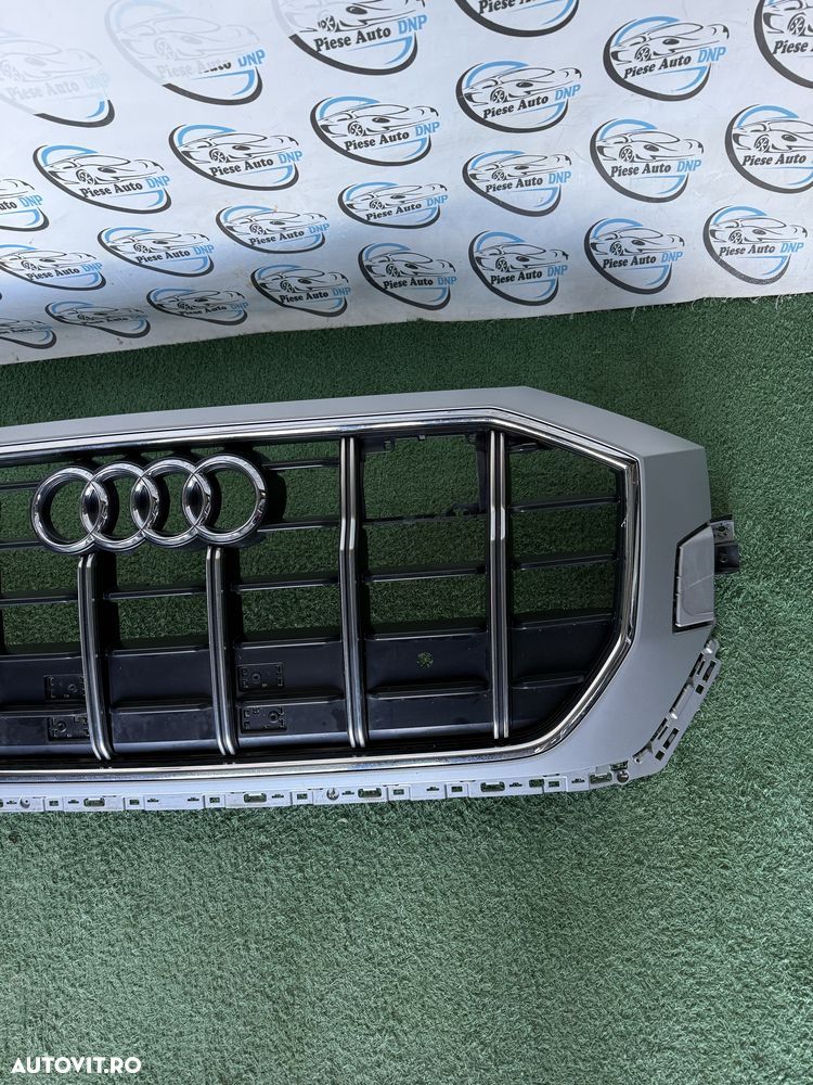 Grila originala centrala radiator SQ8 - 6