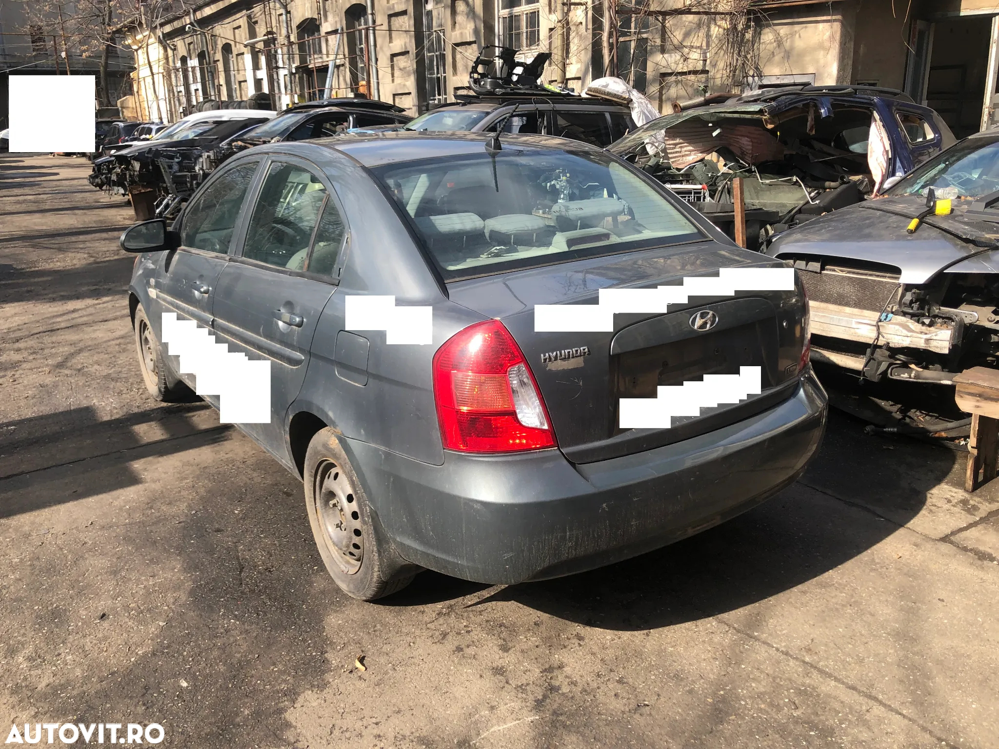 Dezmembrez Hyundai Accent 1,5 CRDI 2008 gri - 3